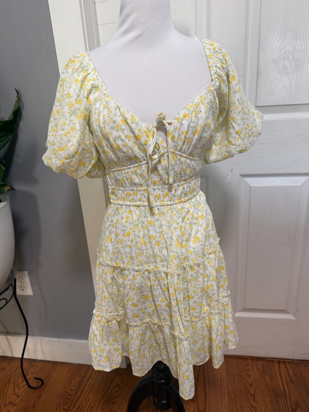 Yellow Floral Puff-Sleeve Summer Dress
